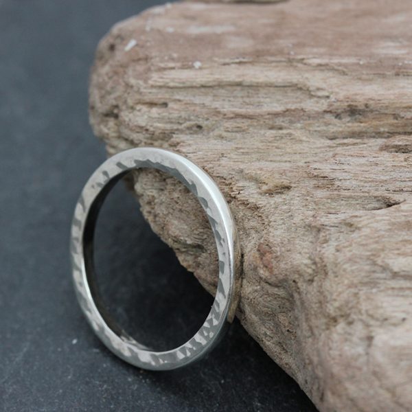 Hammered ring