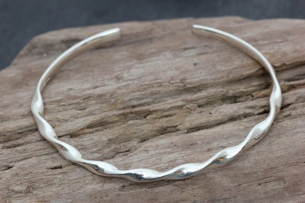 Bangle making experience - Ribbon Twist Torque Bangle