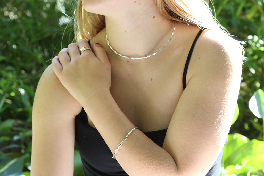 Ribbon Twist Set1024