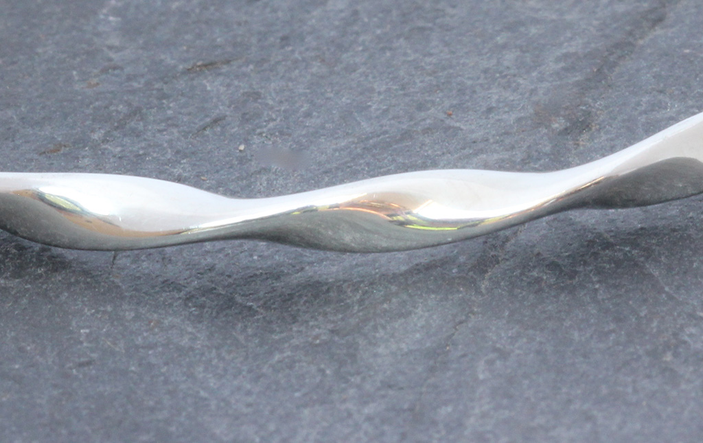 Ribbon twist close up