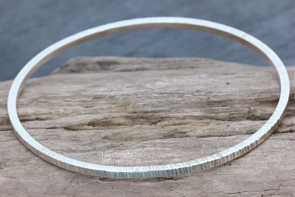 Square line hammered bangle 1awm Line Hammered Square wire bangle