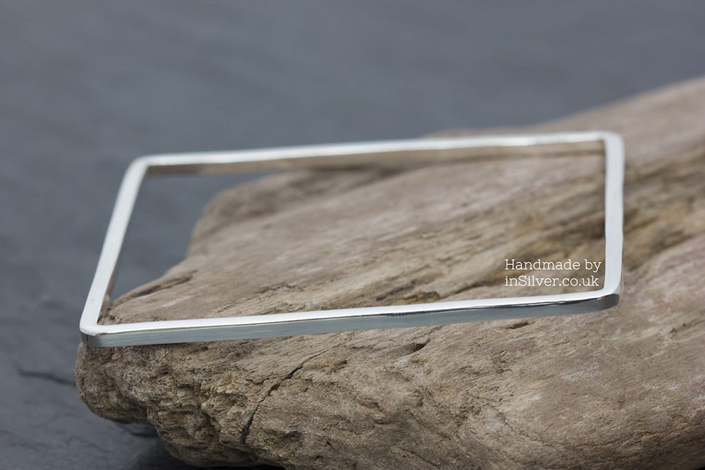 Geometric Square bangle view 2 1024