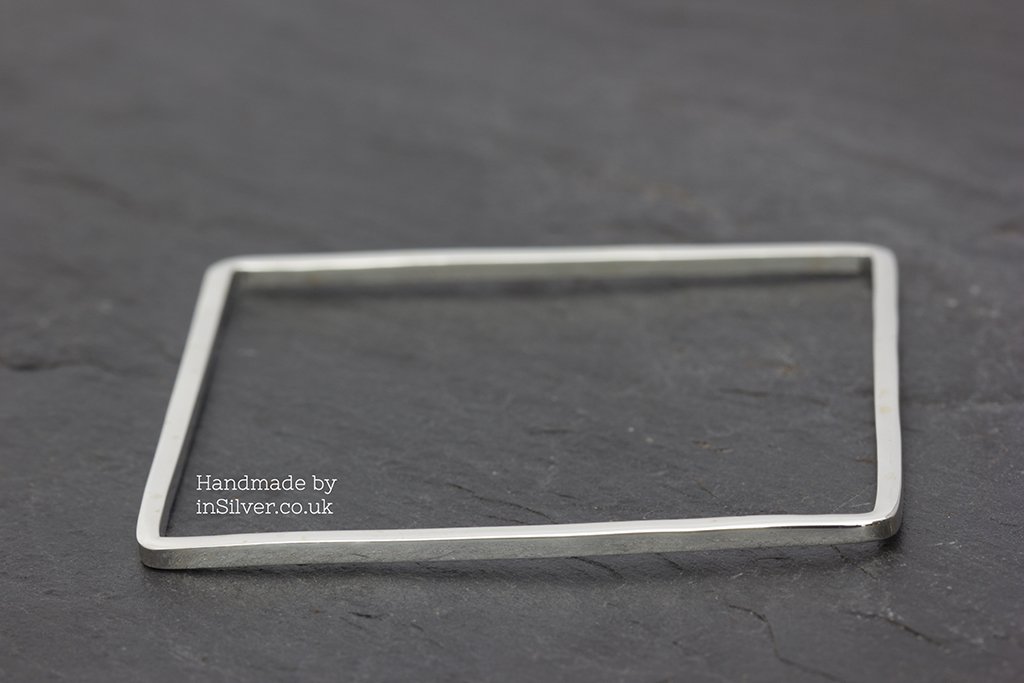 Geometric Square bangle view 3 1024