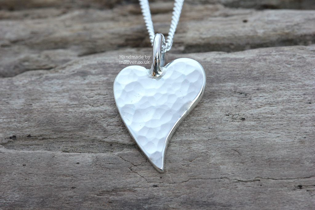 Mini Squishy Heart glitter hammered close up wm 1024