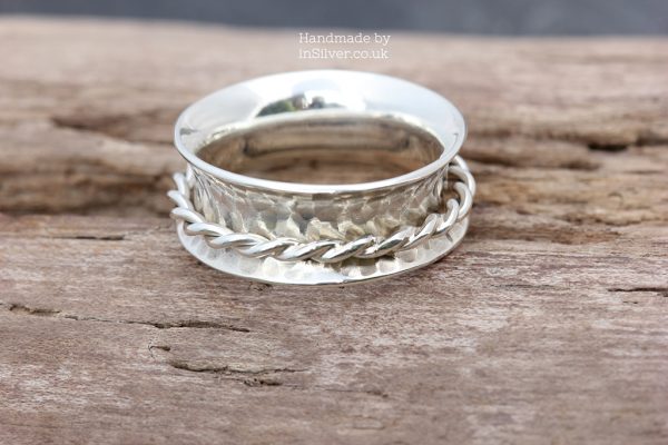 Spinner Ring - Glitter hammered/twist band 9