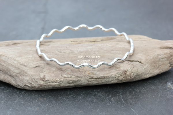 Wave Bangle
