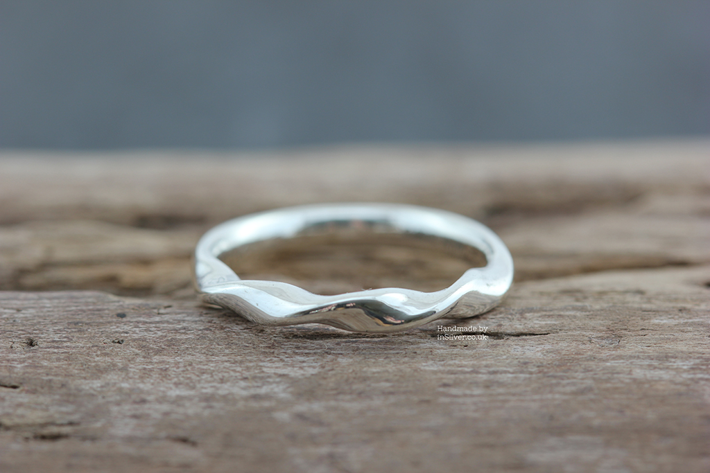 Ribbon Twist partial wood 1 wm 1024 Sterling silver Ribbon Twist ring partial twist handmade in Folkestone